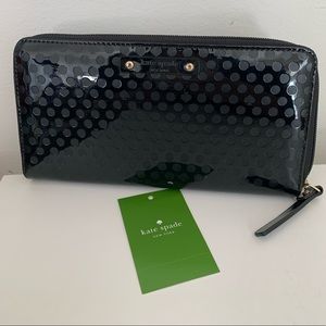 Large Kate Spade NWT zipper wallet
